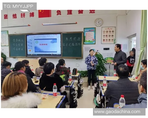 杨敏独家揭秘足球技巧与心得分享助你提升球技的秘密之道