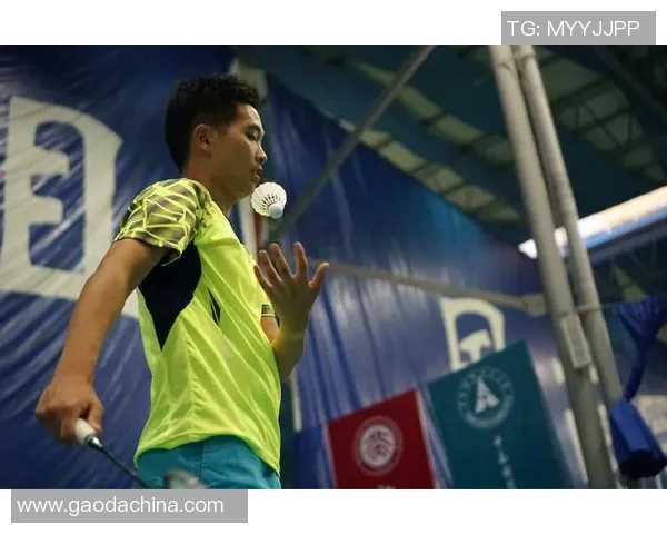 杨秀英亲授羽毛球技巧与心得分享助你提升运动水平